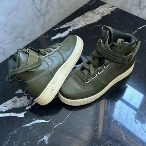 Nike Air Force 1 High Utility 'Olive Canvas' Mid Top Sneaker